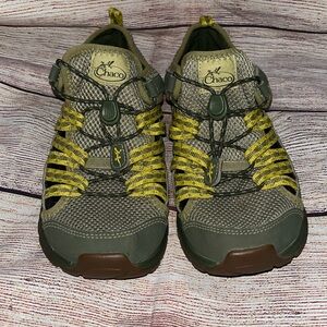 Chaco Kids Outcross 2 Watershoes Size 4 Boys
